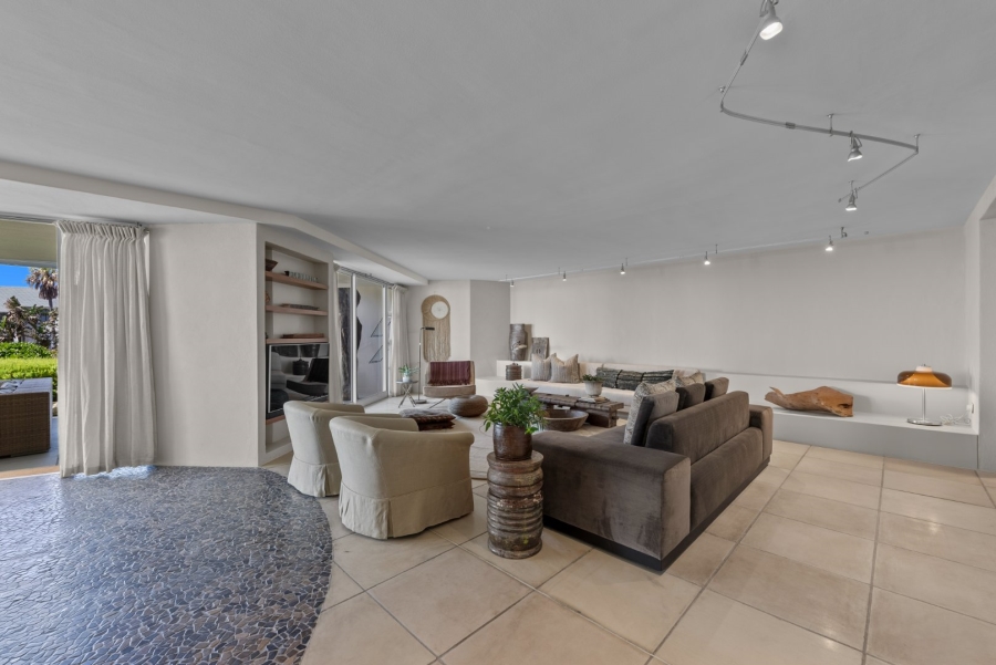 To Let 3 Bedroom Property for Rent in Bantry Bay Western Cape